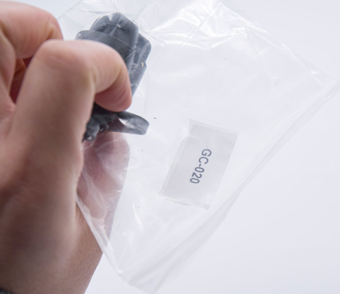 Idle Air Control Valve B0201 AT01200R C95128 9945635 7766269 for Fiat Palio Siena