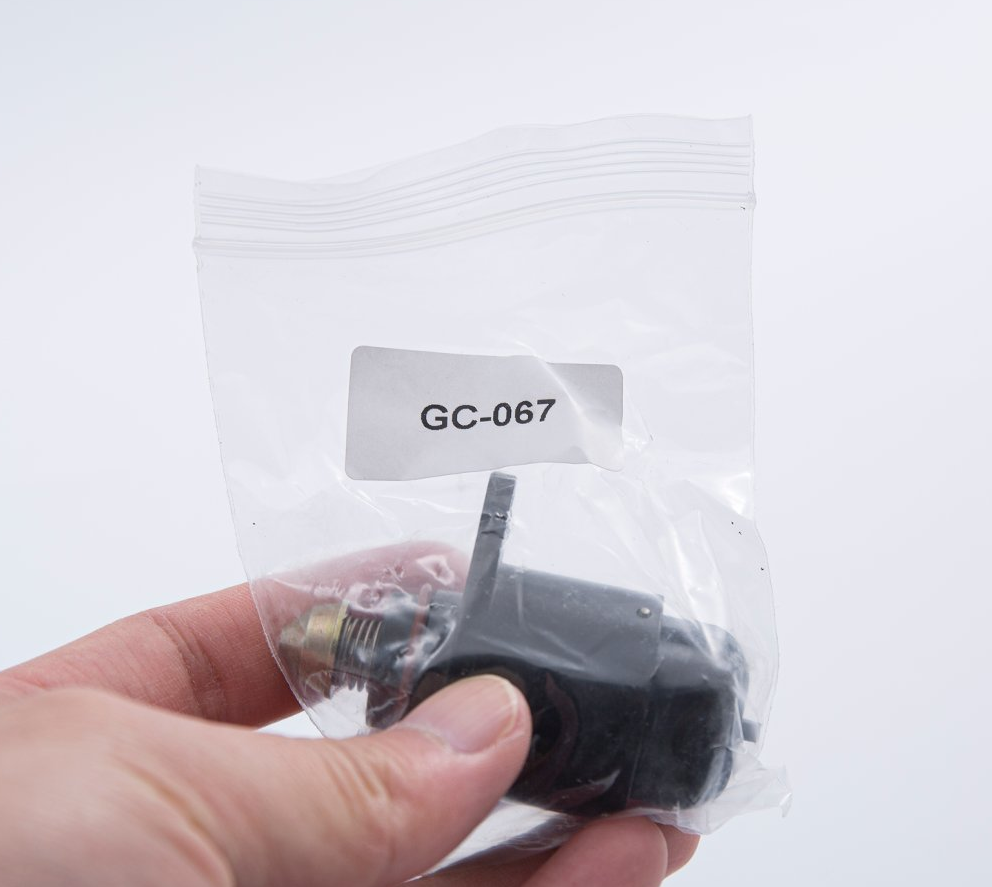 Idle Air Control Valve 17112349 AC28 for Chevrole Camaro Lumina