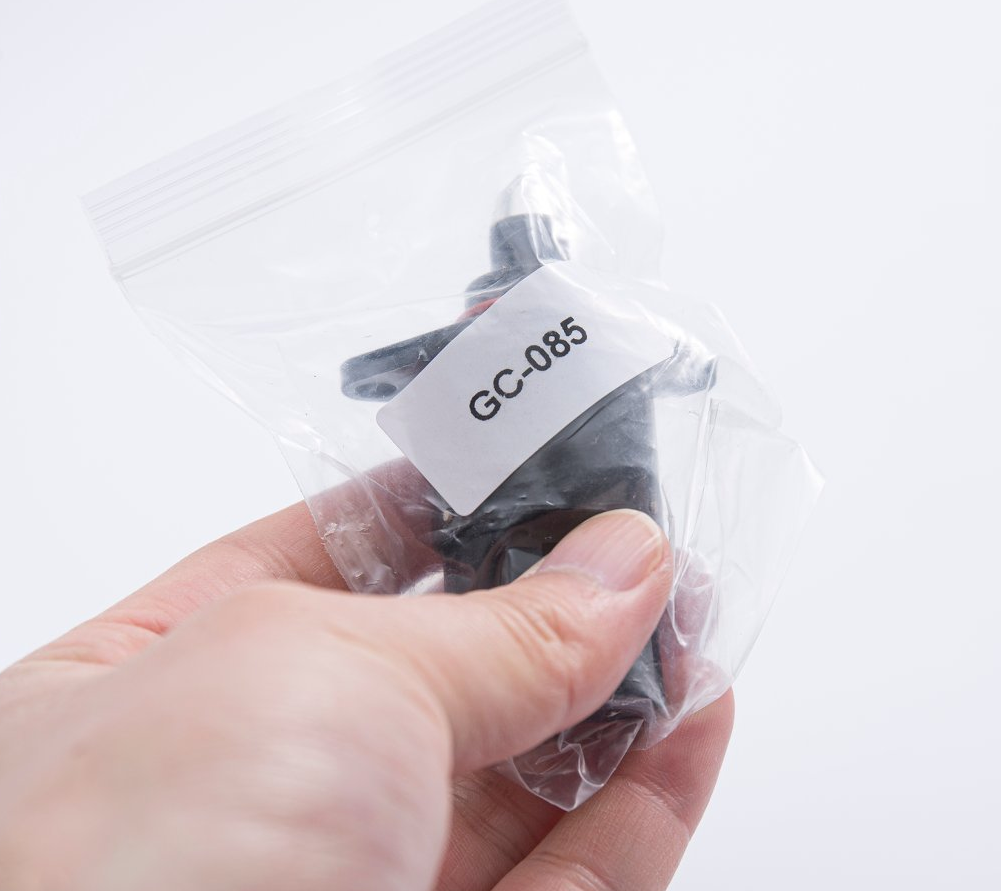 Idle Air Control Valve AC420 4591611AA 2166506 for Chrysler Jeep Wrangler